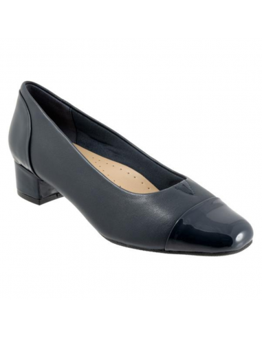 Trotters Daisy Navy/Patent Leather Pump (Women's) de pas cher