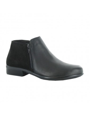 Naot Helm Black Raven/Black Suede Bootie (Women's) une grave pollution 