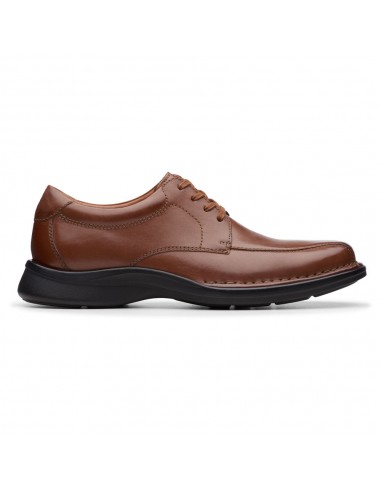 Clarks Kempton Run Lace-Up Tan (Men's) plus qu'un jeu 