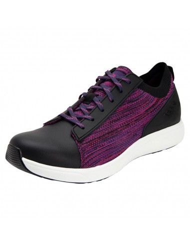 Traq® By Alegria Qest Multiplex Magenta Sneaker (Women's) chez Cornerstreet bien 