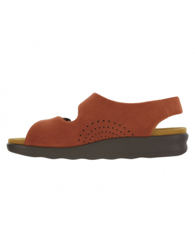 SAS Relaxed Rust Heel Strap Sandal (Women's) brillant des détails fins