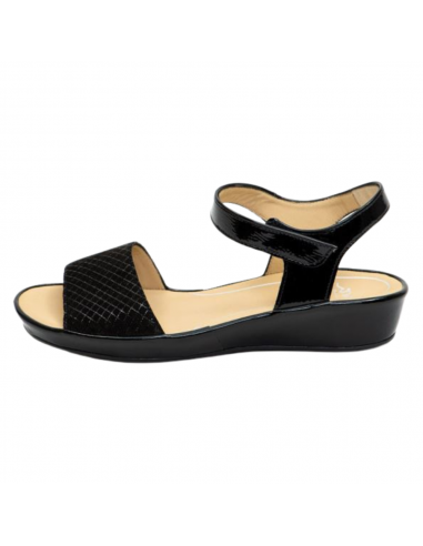 Ara Catalina Black Kid Wedge Sandal (Women's) de votre